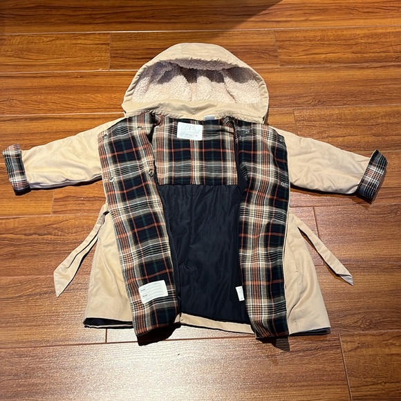 Zara toddler trench coat 2-3yrs - Picture 3 of 4